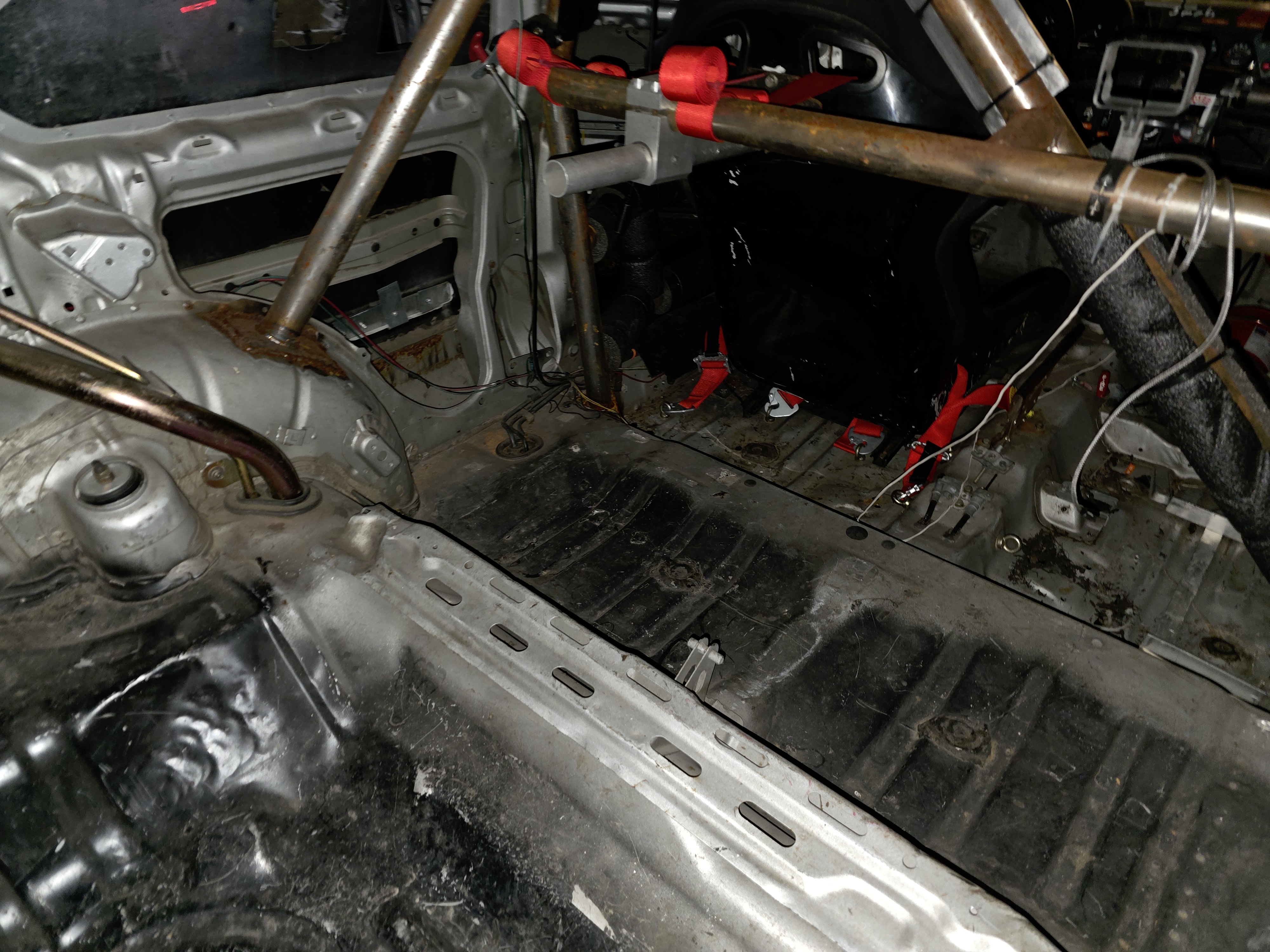 Interior - drivers side cage