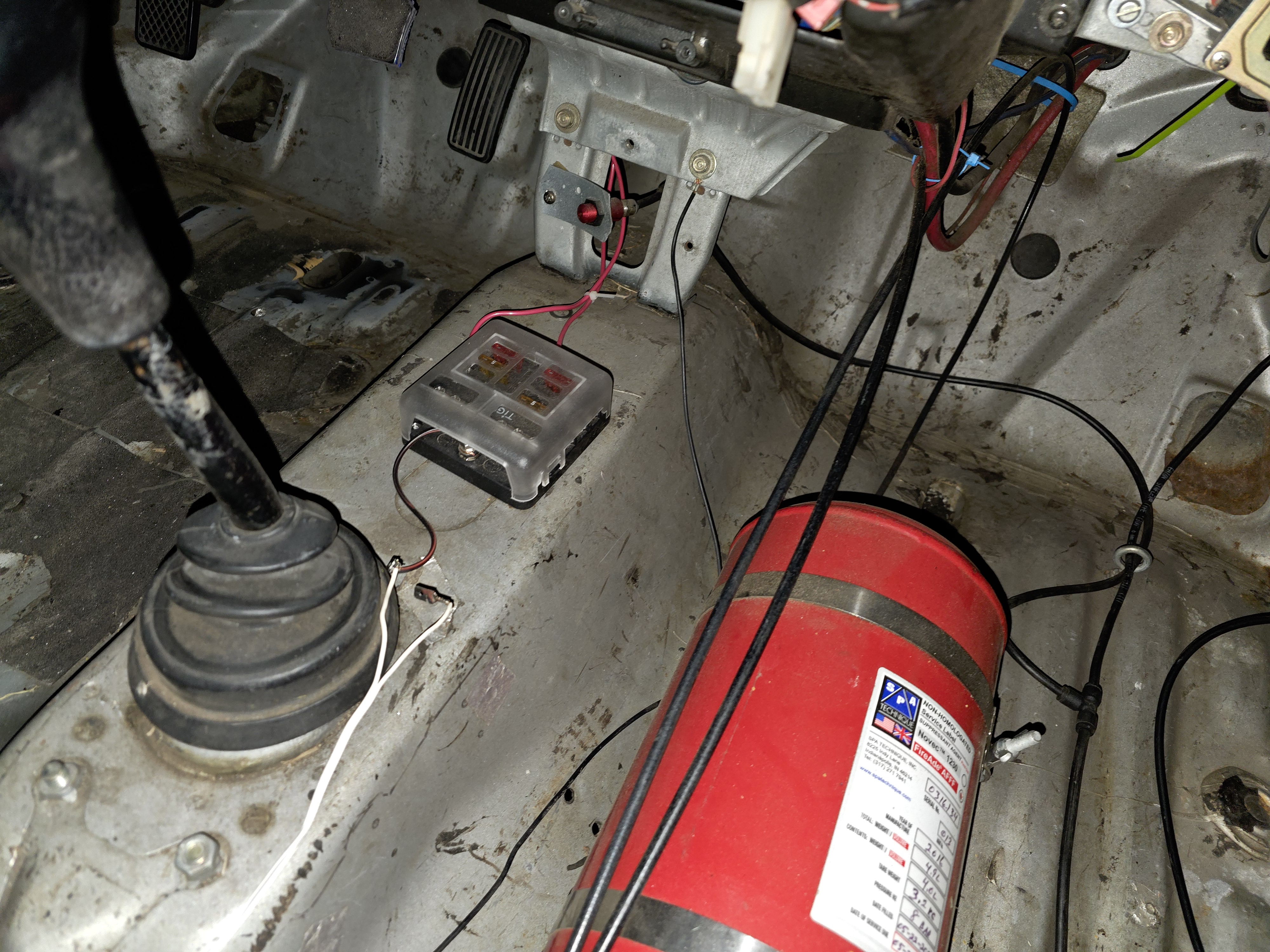 Interior - fuse box